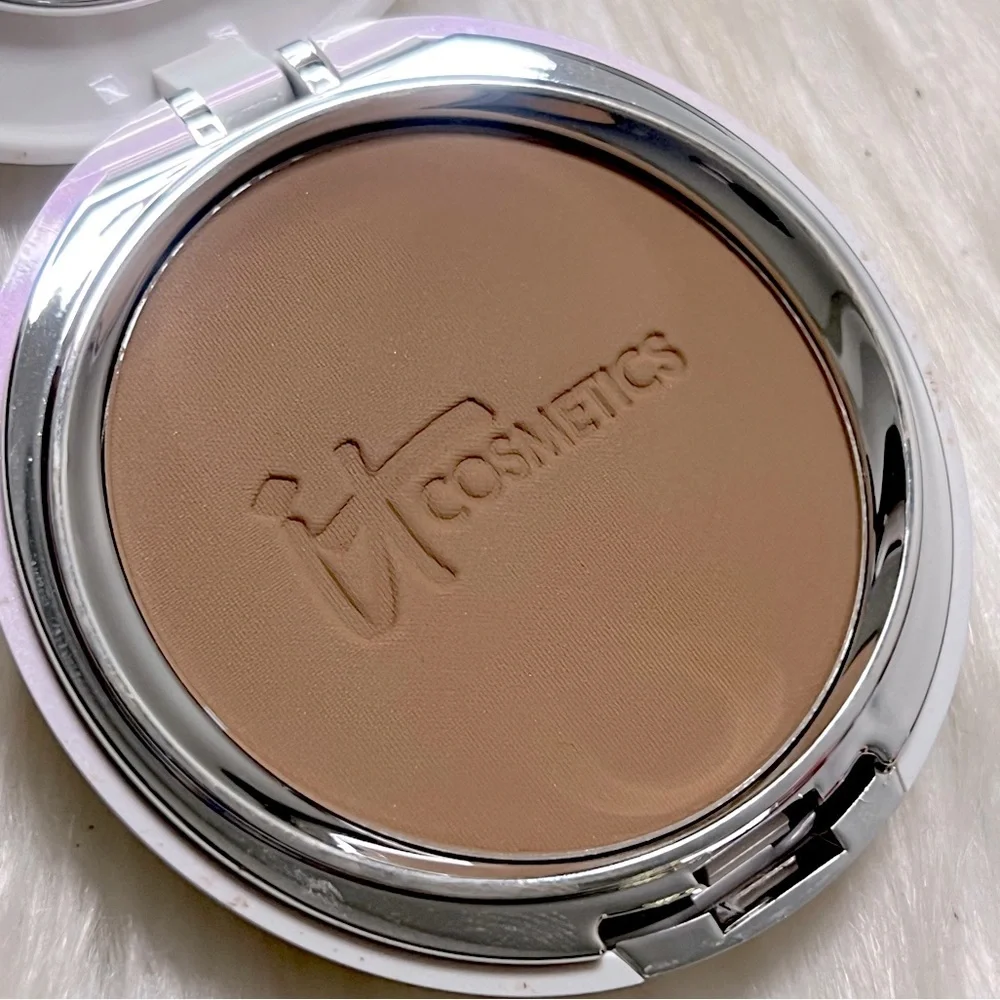 🤍New It Cosmetics Celebration Full Coverage Foundation Powder🤍